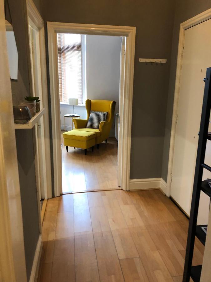 Stylish Apartment With Secure Parking Close To City Chester Exterior foto