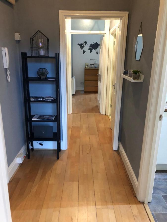 Stylish Apartment With Secure Parking Close To City Chester Exterior foto